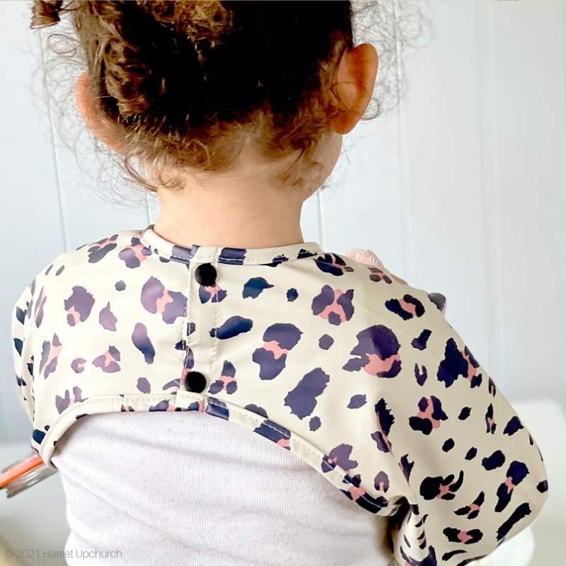 Maddy Moos Luxury Waterproof Long Sleeved Feeding Bib and Art Smock – Leopard Motif